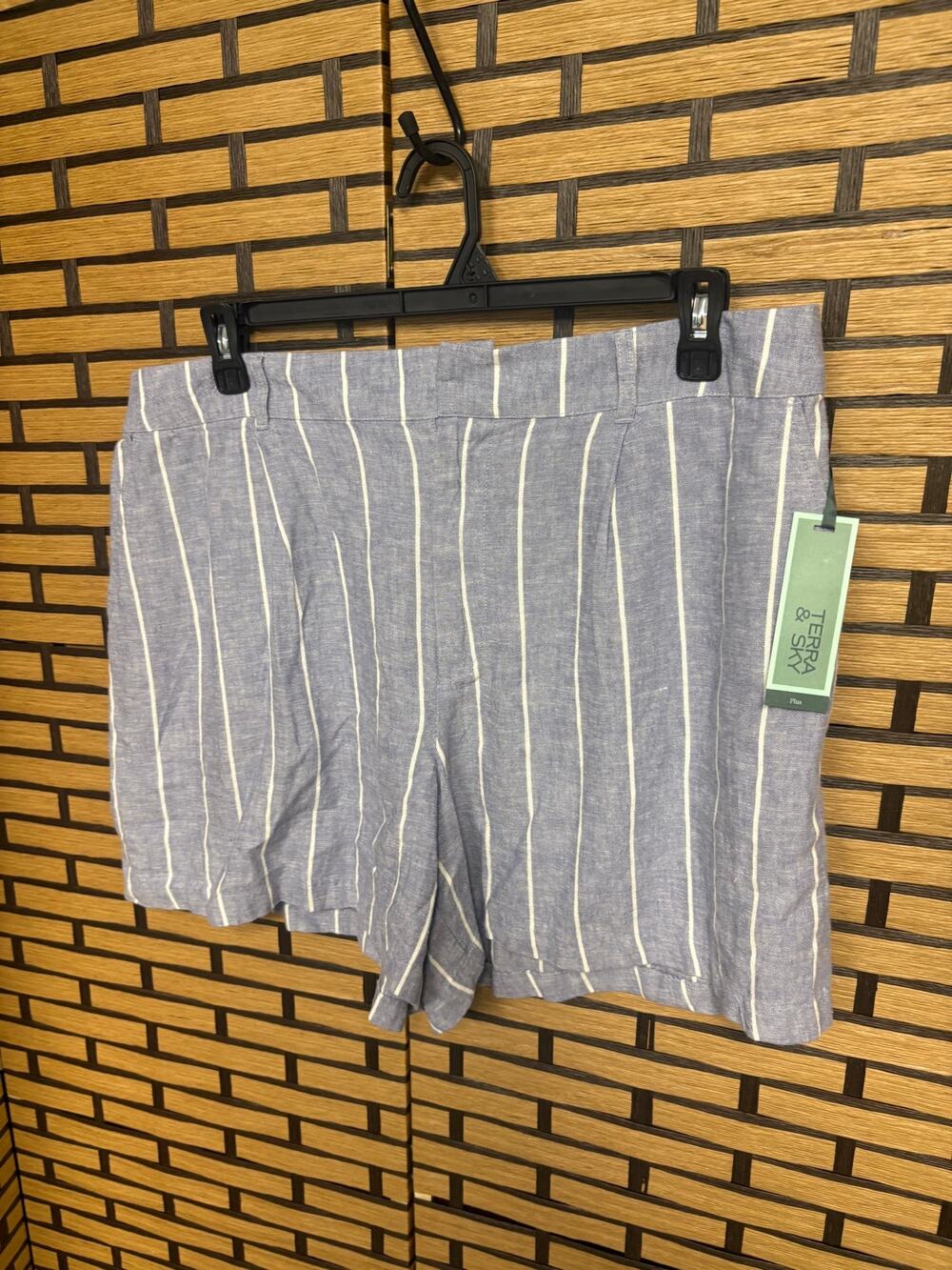 Terra & Sky Navy And White Stripe Linen Shorts Size 0X